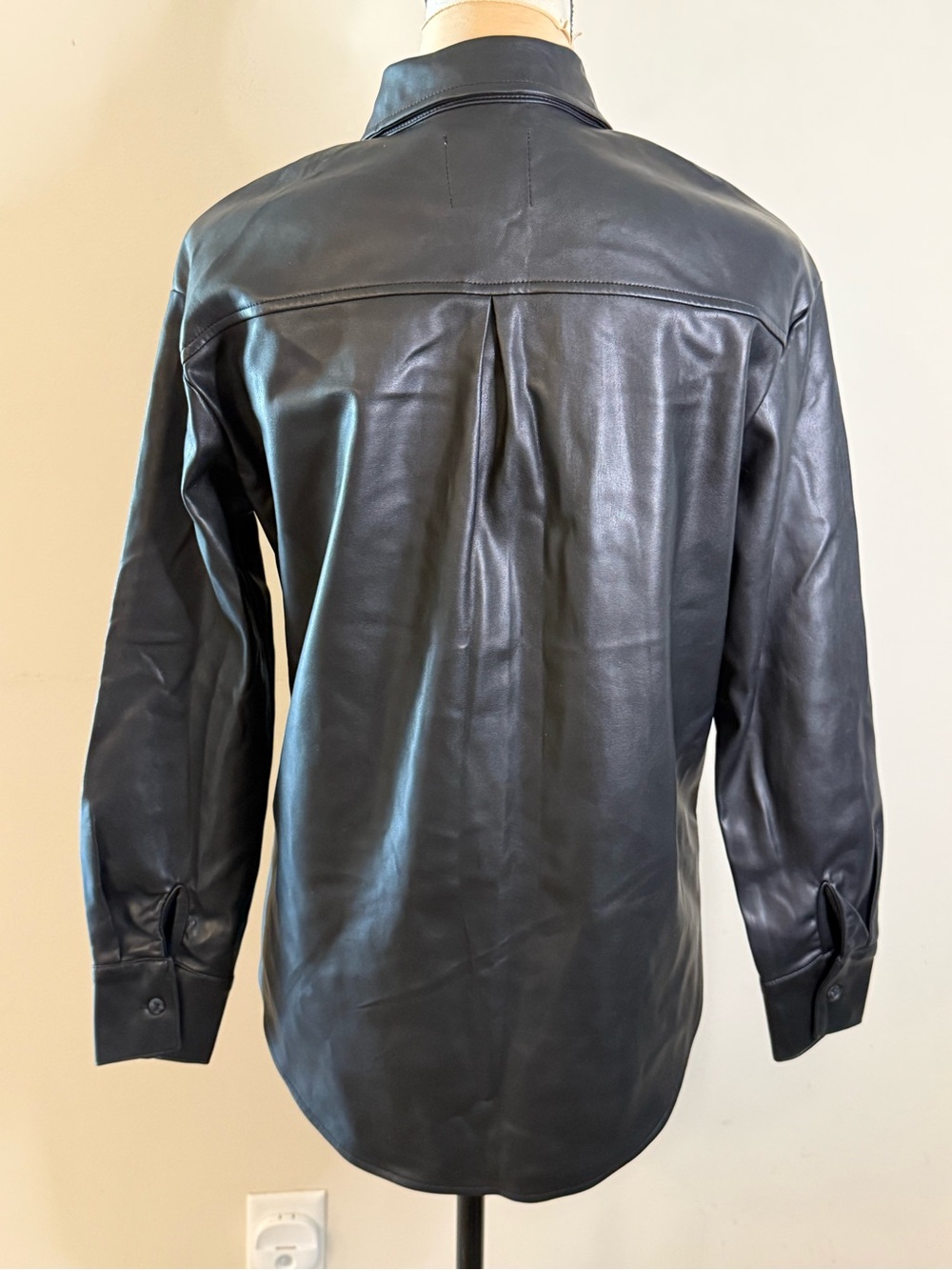 Black faux leather shacket fleece lining quiet luxury biker goth grunge XS - Picture 4 of 12